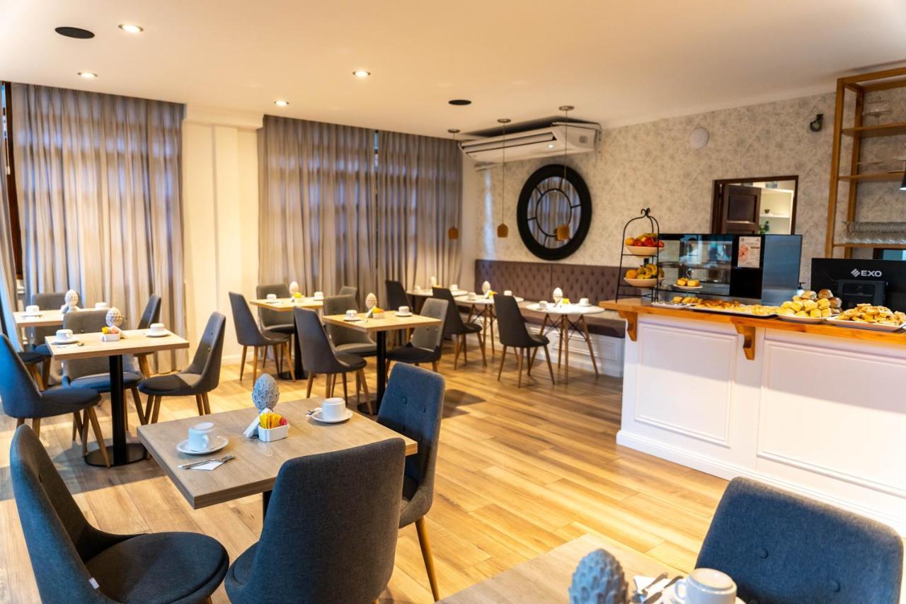 O2 Hotel บาเลเรีย เดล มาร์ ภายนอก รูปภาพ